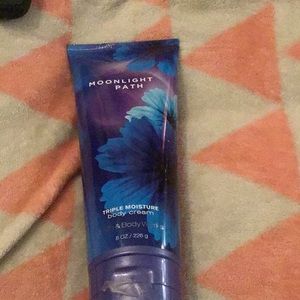 Moonlight path triple moisture body cream